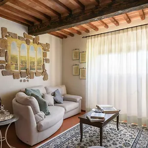  Appartamento Tuscany Balcony: Crete Senesi